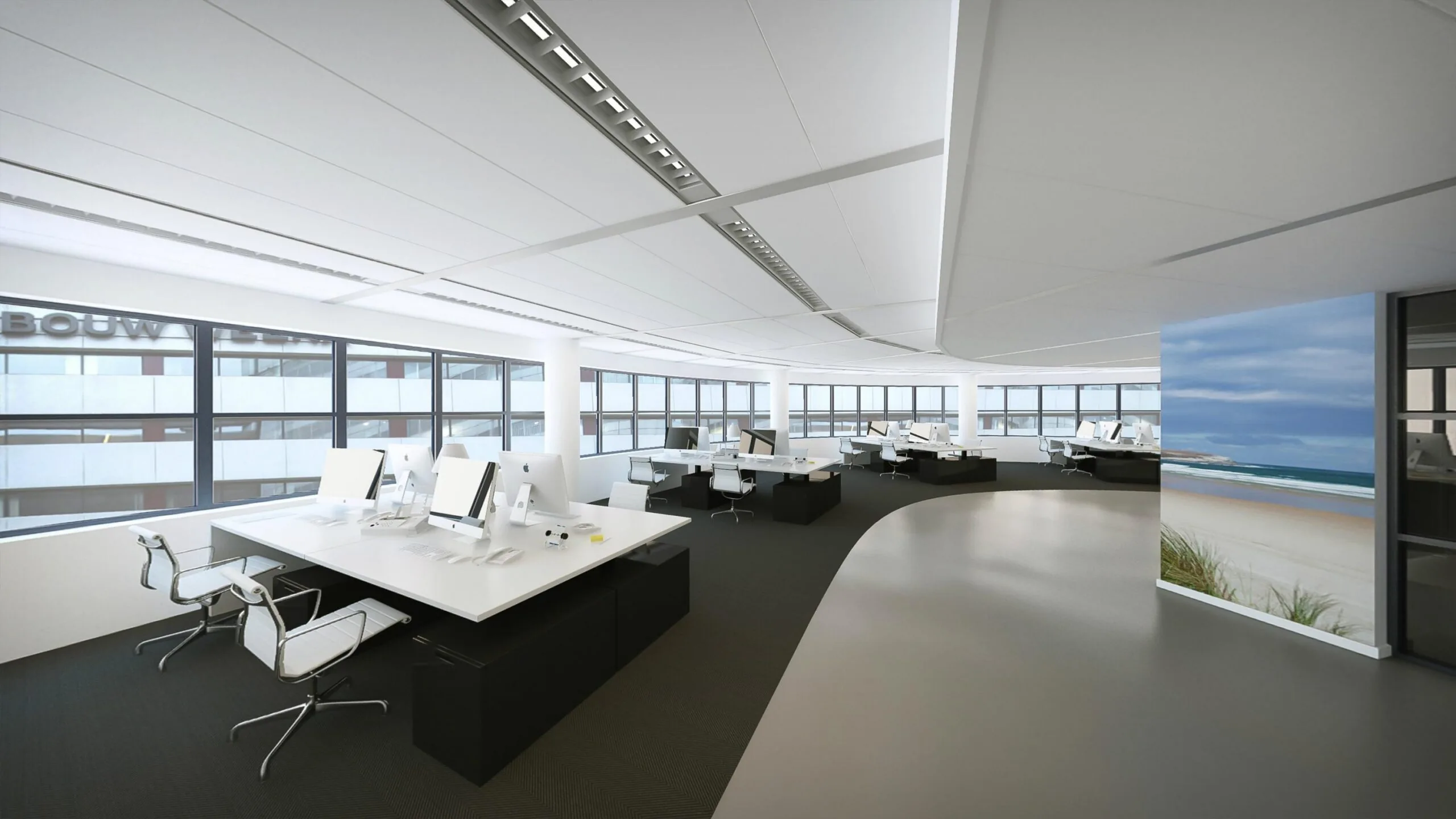 Een modern en ruim kantoorinterieur met witte bureaus, stoelen en computers, naast een grote muurdecoratie van een strandlandschap.
